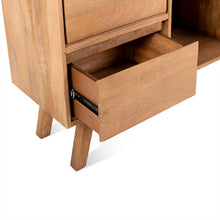 Afbeelding in Gallery-weergave laden, Klassiek dressoir detailfoto