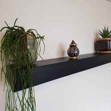 Afbeelding in Gallery-weergave laden, Zwevende plank zwart houtnerf