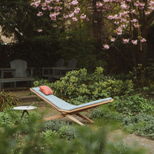 Afbeelding in Gallery-weergave laden, Weltevree Woodlounger en Sundial Table