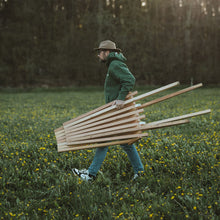 Afbeelding in Gallery-weergave laden, Weltevree Woodlounger gemakkelijk mee te nemen