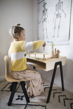 Afbeelding in Gallery-weergave laden, Kinderbureau meisje