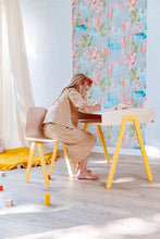 Afbeelding in Gallery-weergave laden, Kinderbureau meisje kleur geel