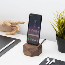 Afbeelding in Gallery-weergave laden, Android Dock duurzaam walnoot