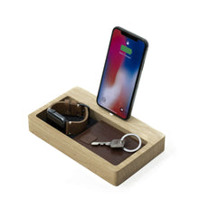 Afbeelding in Gallery-weergave laden, Oakywood Products iPhone Dock Organizer Eik