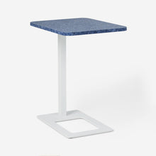 Afbeelding in Gallery-weergave laden, Onyx laptoptafel wit frame - jeans denim top