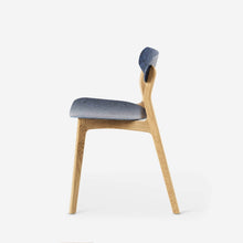 Afbeelding in Gallery-weergave laden, Ubu Chair eikenhout denim jeans