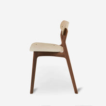 Afbeelding in Gallery-weergave laden, Ubu Chair walnoot hout koffiezakken