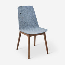 Afbeelding in Gallery-weergave laden, Unsual Chair walnotenhout denim jeans