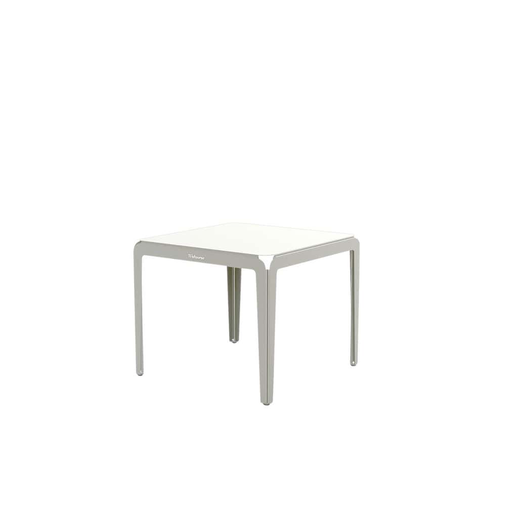 Bended Table 90x90