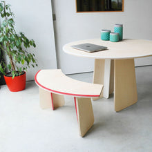 Afbeelding in Gallery-weergave laden, rform Ring Table Large