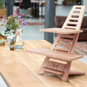 Upstaa Bamboe tovert uw tafel om tot sta bureau